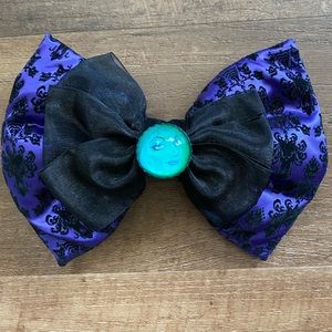 Disney Swap Your Bow-Haunted Mansion Madame Leota